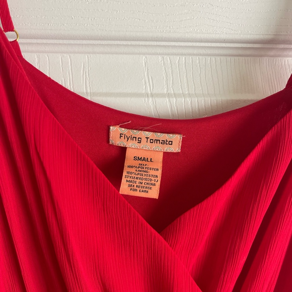 Red Dress - Picture 3 of 3